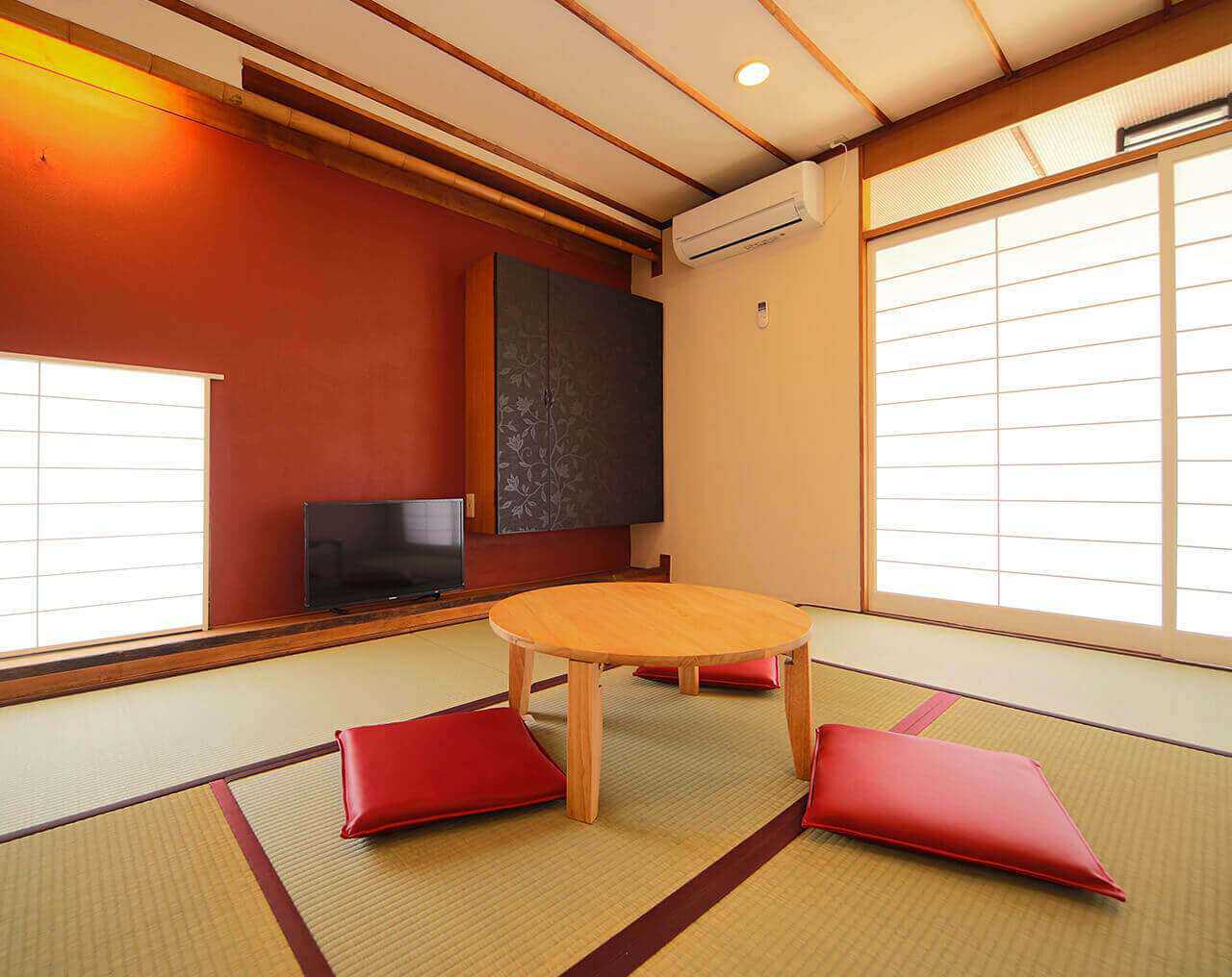 photo:Standard Japanese Room Setouchi Mangetsuso Takamatsu Kagawa Guest house Hotel Hostel